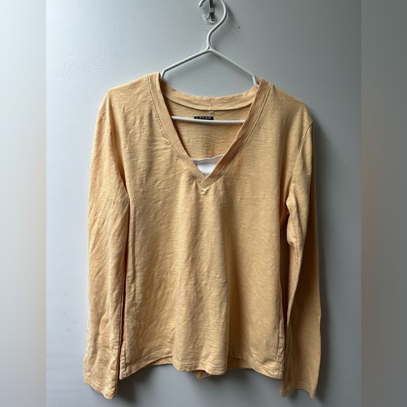 Lavon Long Sleeve V Neck Shirt with White Triangle Design at Chest Women’s Large - Picture 1 of 3